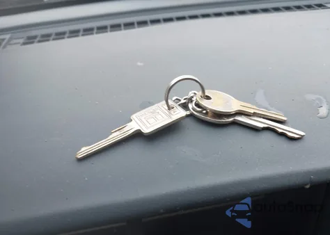 1987 Cadillac Deville z USA, uszkodzony, nr VIN 1G6CD5180H4254771